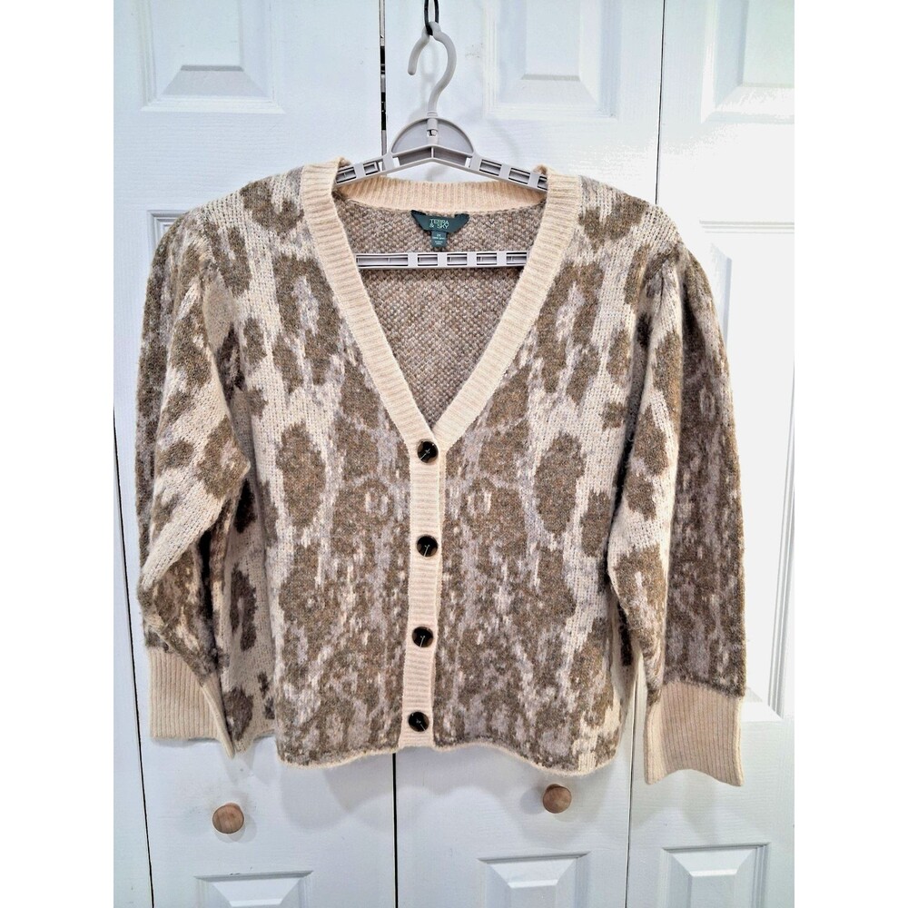 Oatmeal Animal Print Cardigan Sweater Button V-Neck 2XL Plus Cozystyle Mob Wife